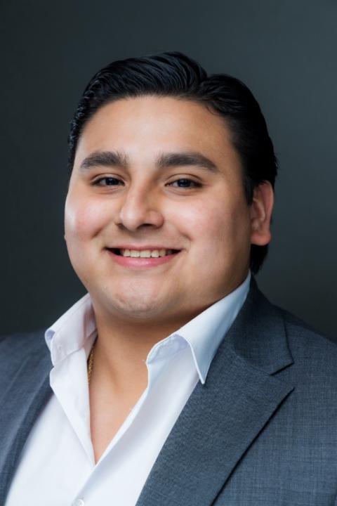 Rj Benavides