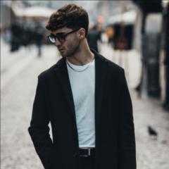 Dennis Avarello