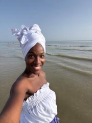 Nathy Anika Hoendo Si