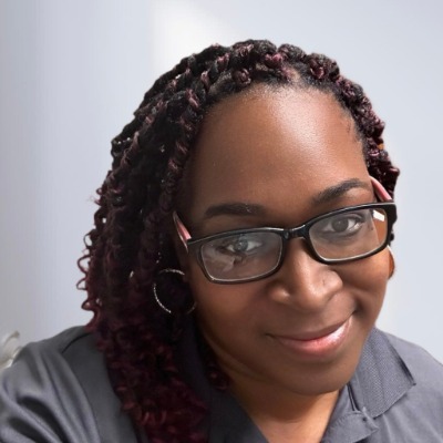 Tekelia Powe