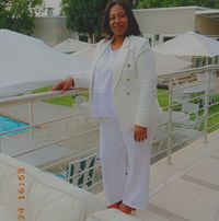 Senzi Veronica Mbonani