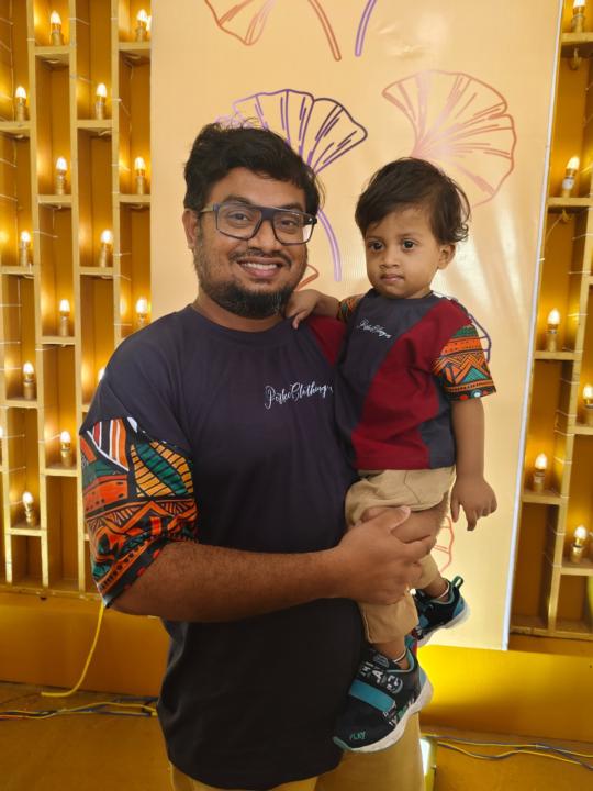 Prabhahar E