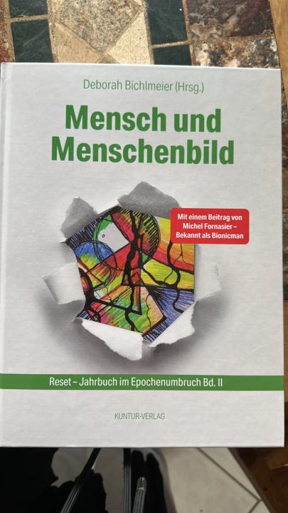 Welche Bücher/Welches Buch hast du veröffentlicht?
