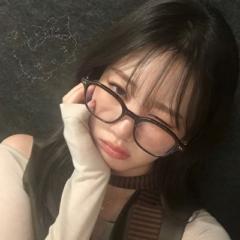 Hanaesita Idk