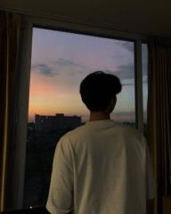 Faceless Sausani