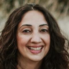 Samia Khan