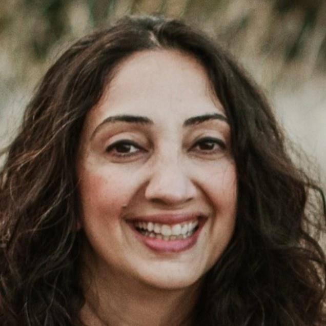 Samia Khan