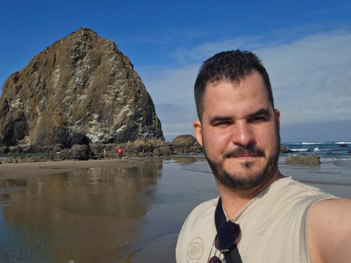 Adrian Morales Oliveros