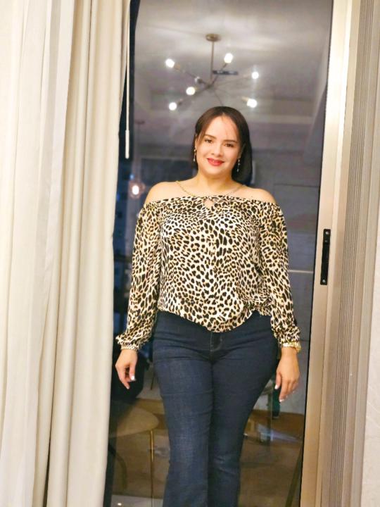 Moly Tavares