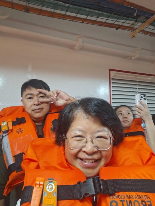 虹汝 林
