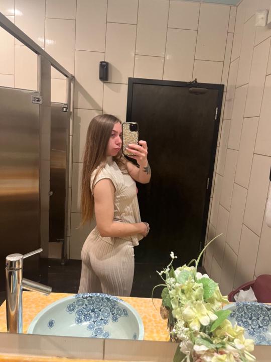 Kelly Z