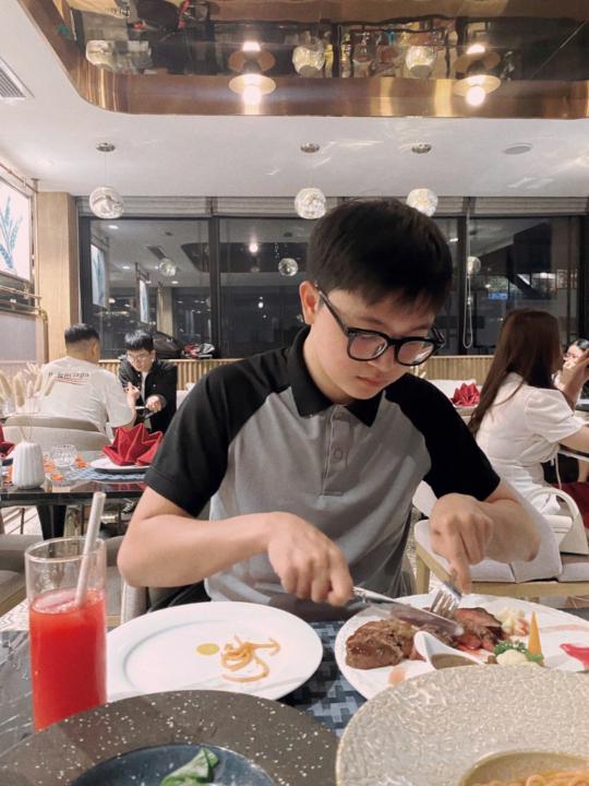 Hà Mạnh Quyến