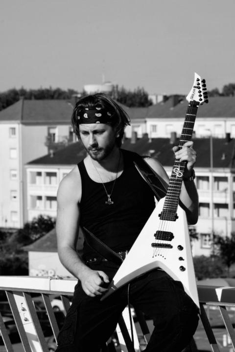 Alexandre L