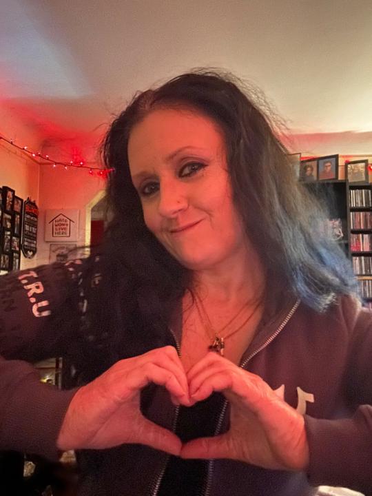 Suzanne Thomas