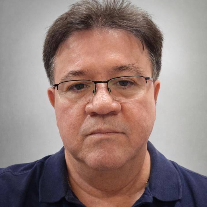 Ernesto Hernandez