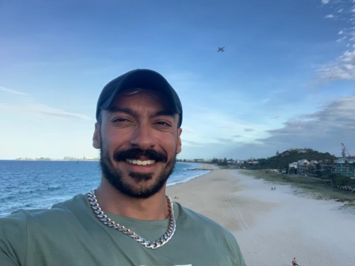 Julien R