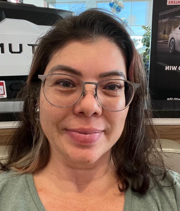 Ruth M Hernandez