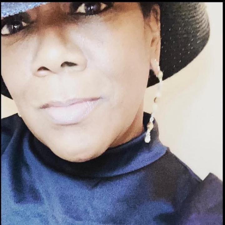 Tonjolia Davis