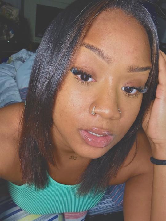 Ashley Viau