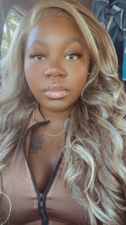 Verlenzia Williams