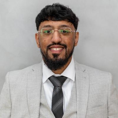 Nazir Akbar