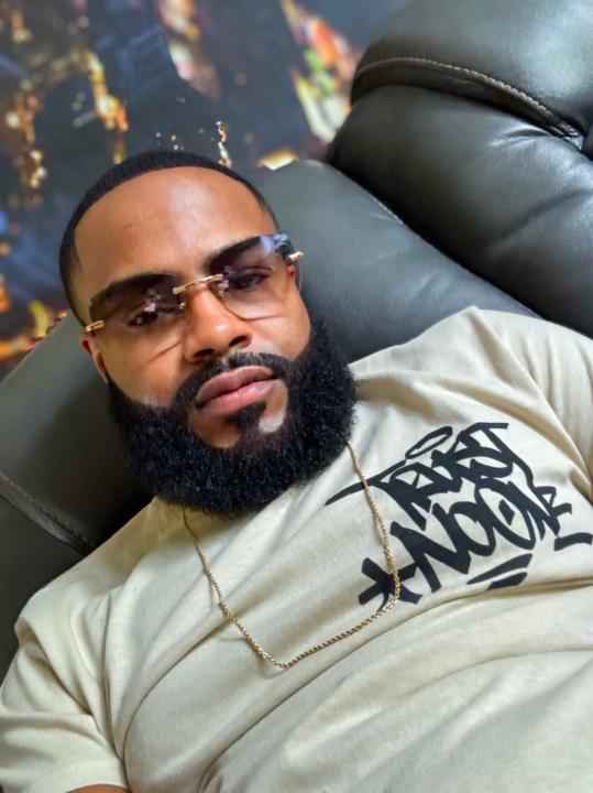 Isaiah Warren