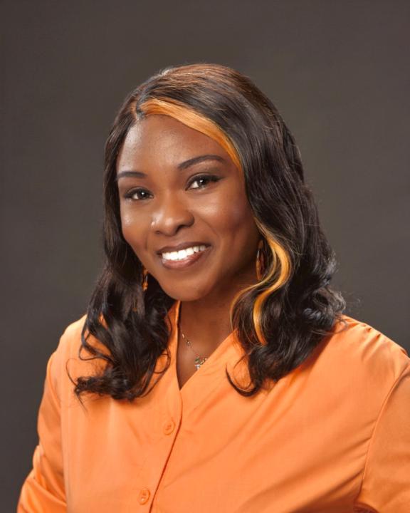 Angela Bracey
