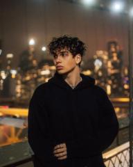 Lewis Matt