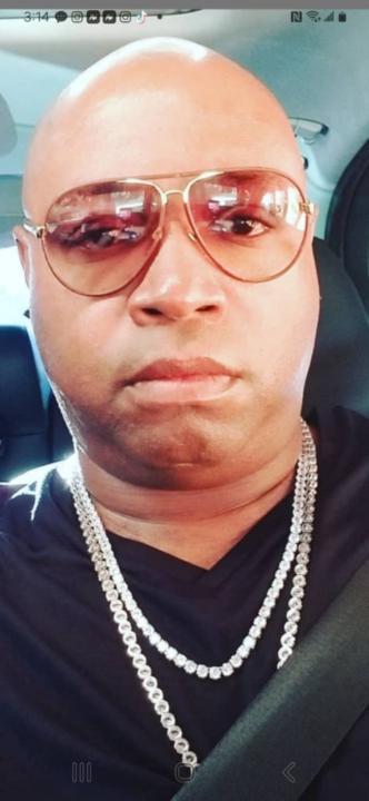 Michael Singletary