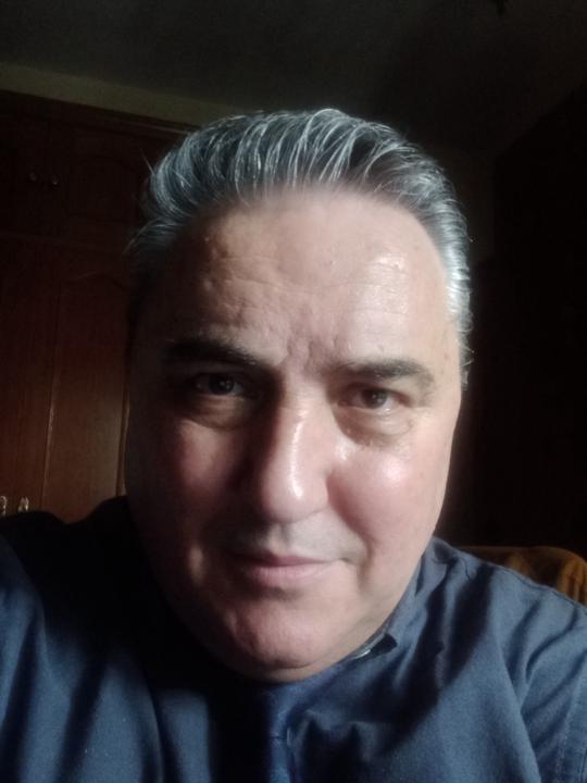 César Martínez González