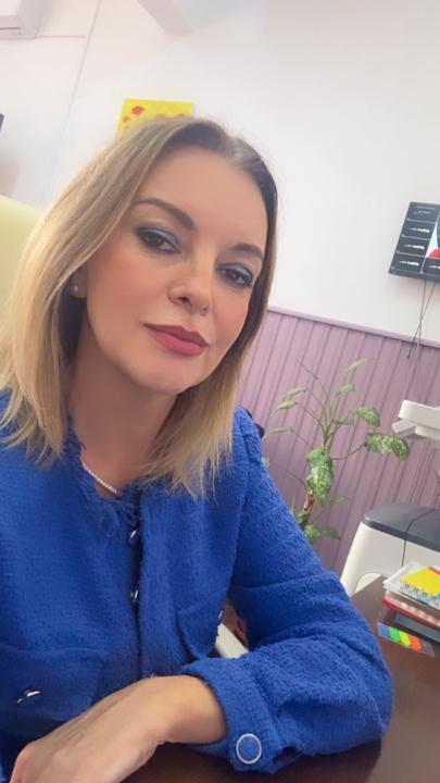 Laura H