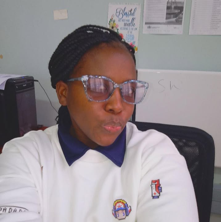 Letlhogonolo Eva Stemela