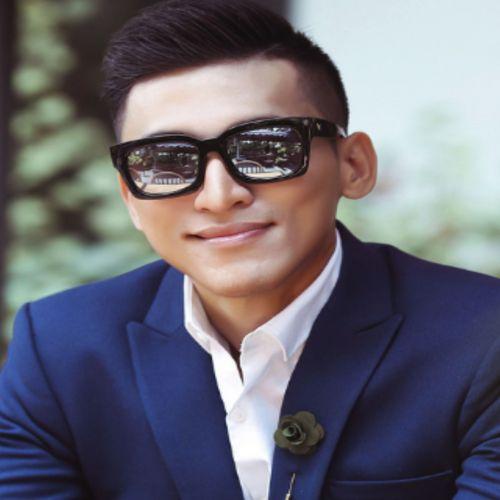 Lê Hoàng Phúc CEO afvina.com