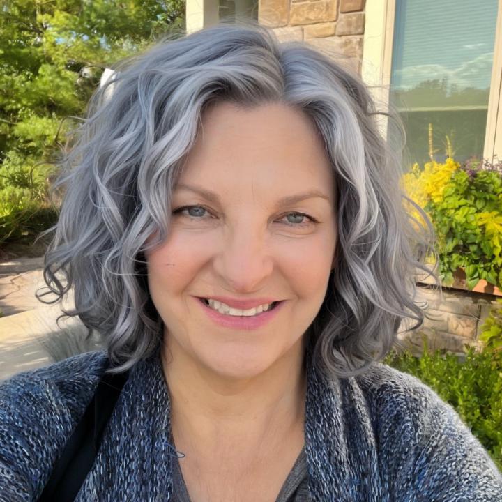 Nanette Alton