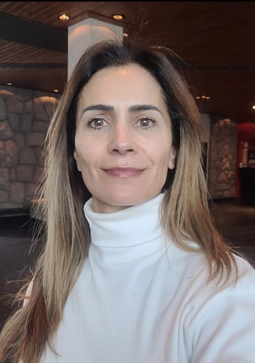 Maria Eugenia Castro