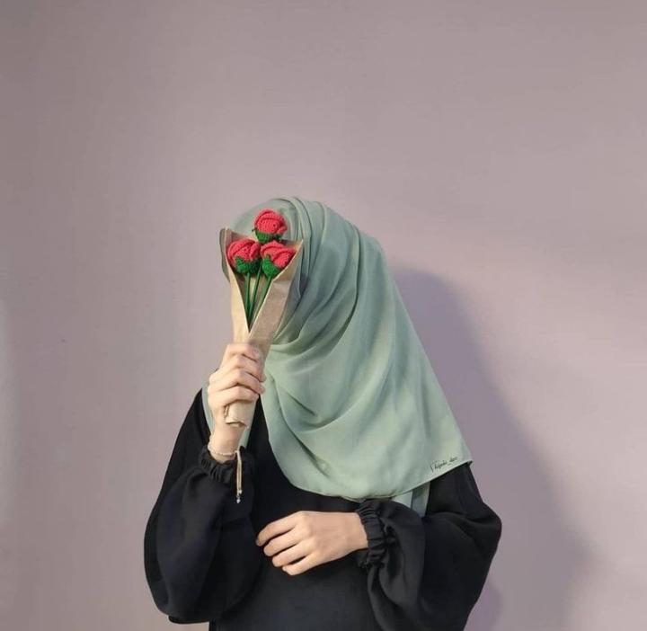 Ayesha gul Gull