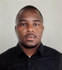 Efe Ukponahiusi