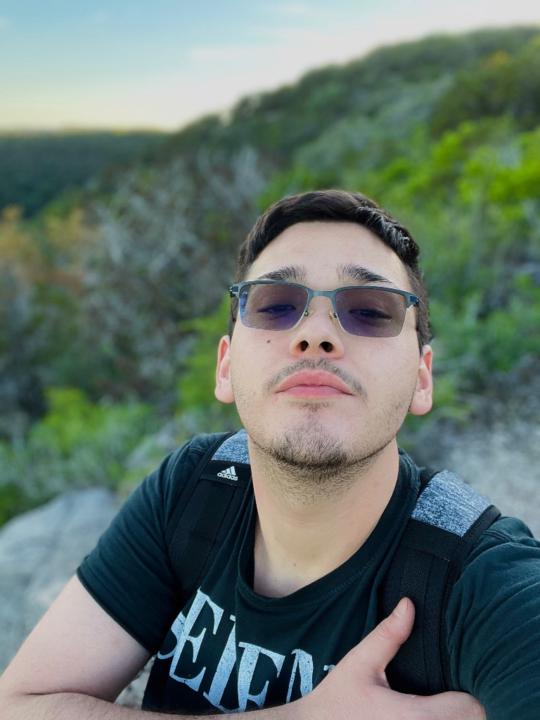 Roy Guzman