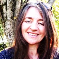 Elisa Dousset