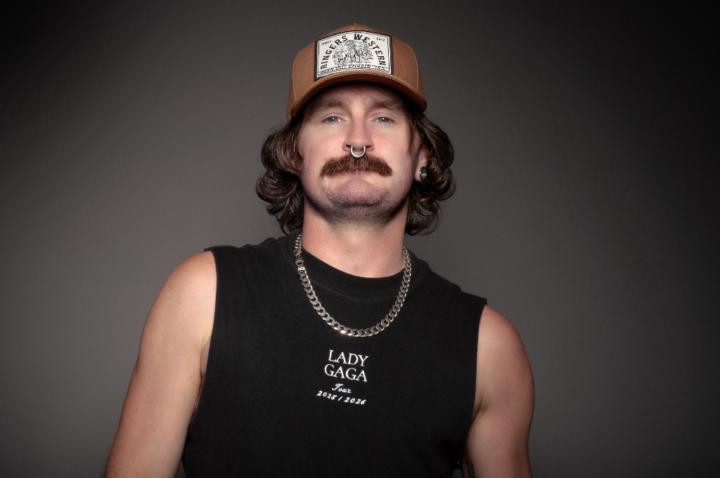 Dylan Hodgon
