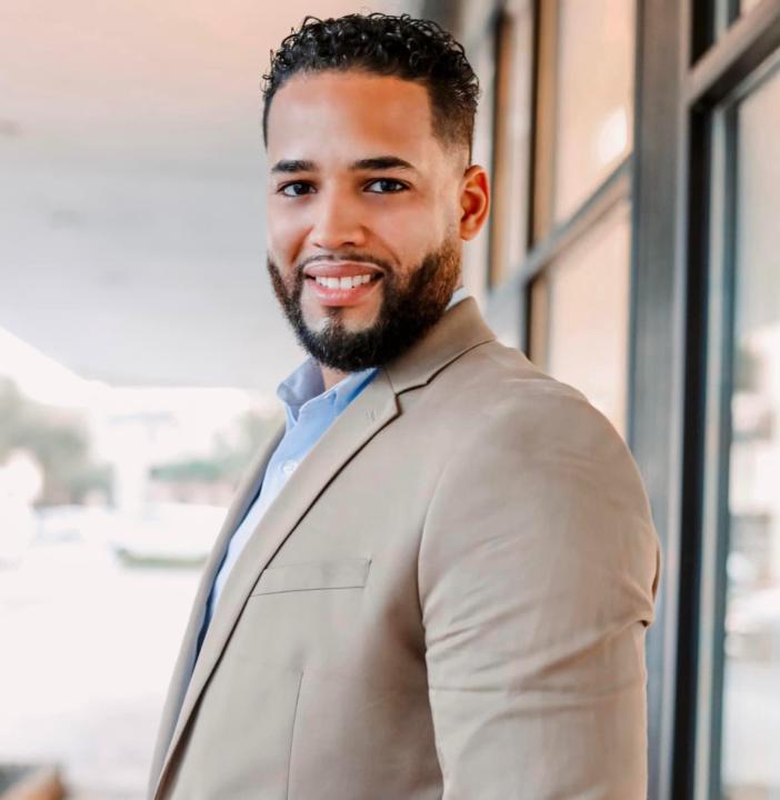 Joel De La Cruz