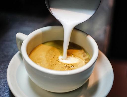 Cafe Con Leche