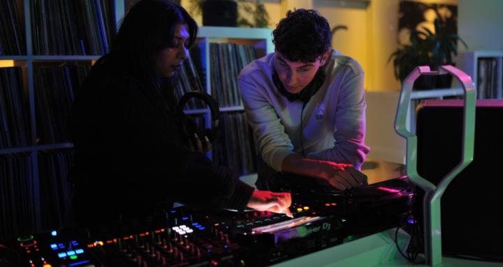 Pro DJ School