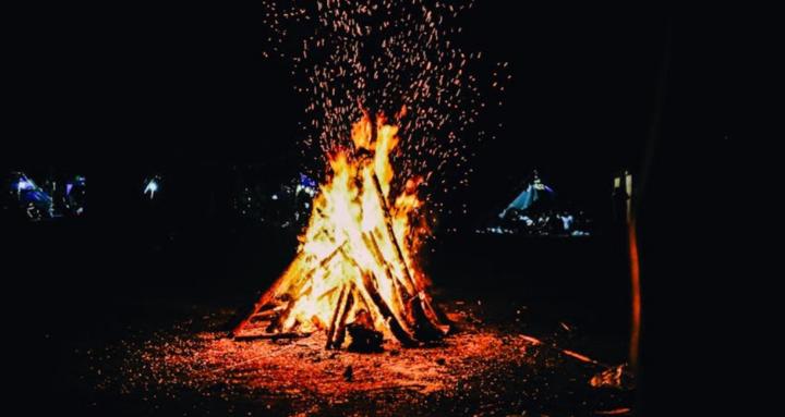Osteopathie Lagerfeuer