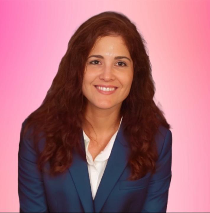 Yvette Sequino