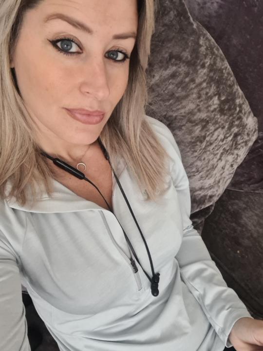 Avril Davey