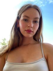 Bianca Cen