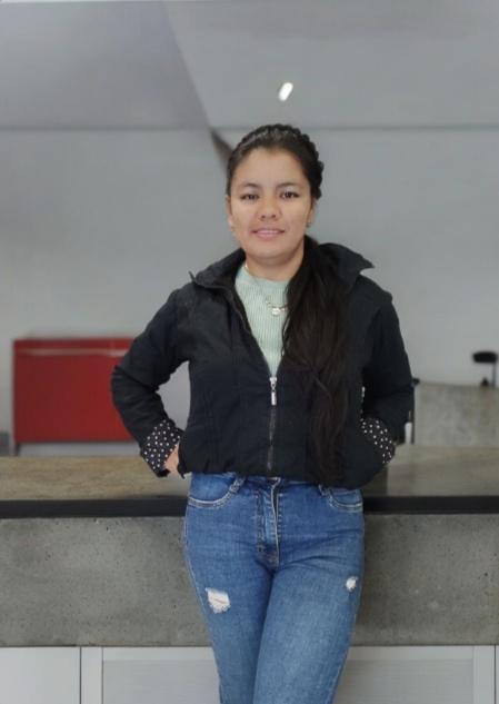 Andrea  Eliseth Alverca alverca