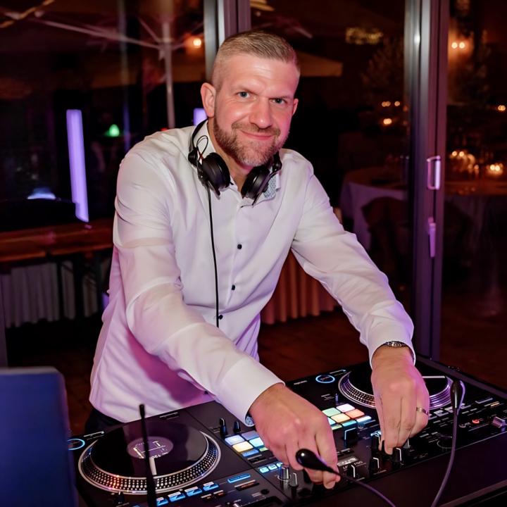 Tobias Klee
