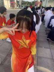 Hoàng thị hoa Lan